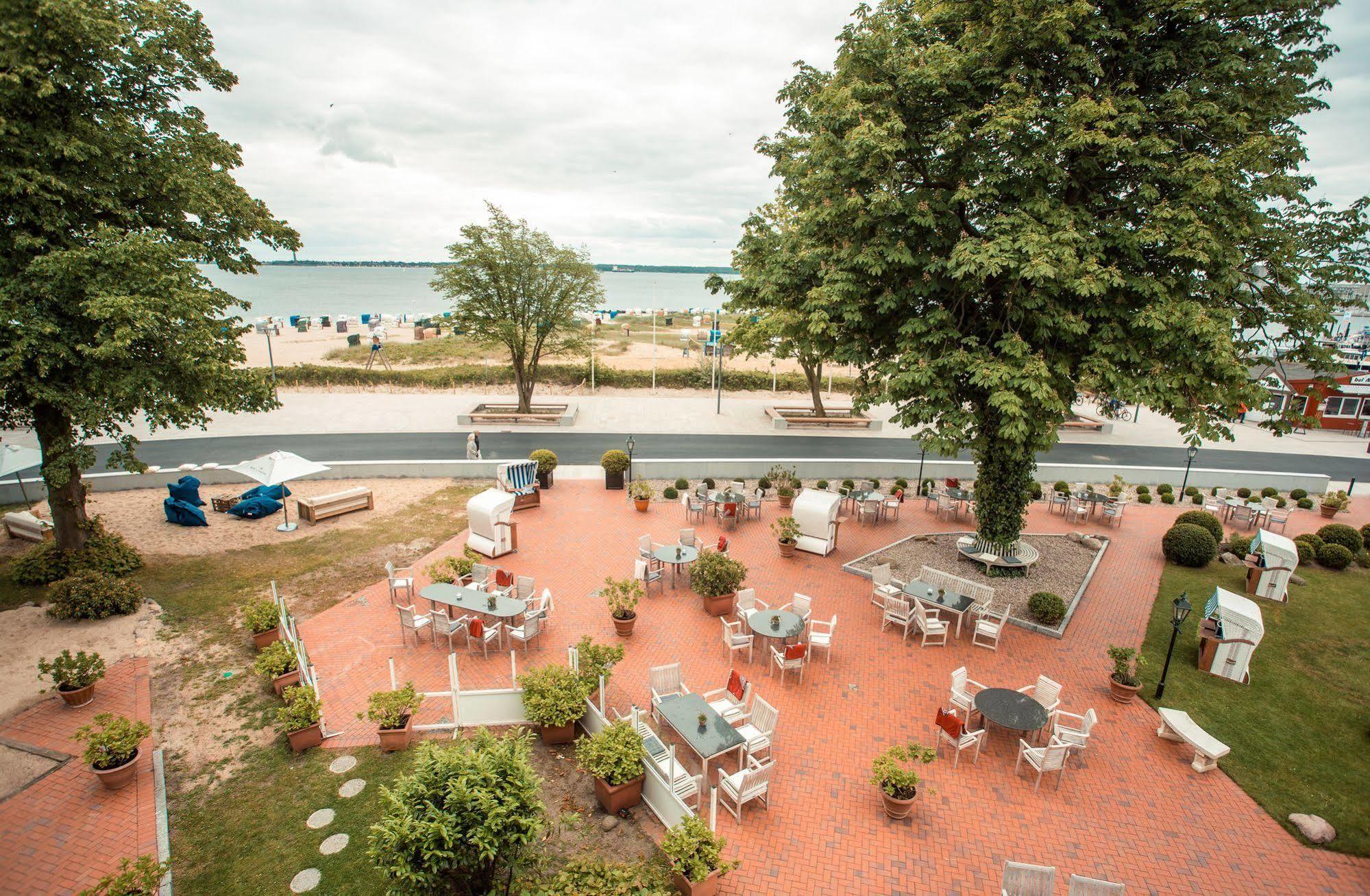 Strandhotel Strande Exterior photo